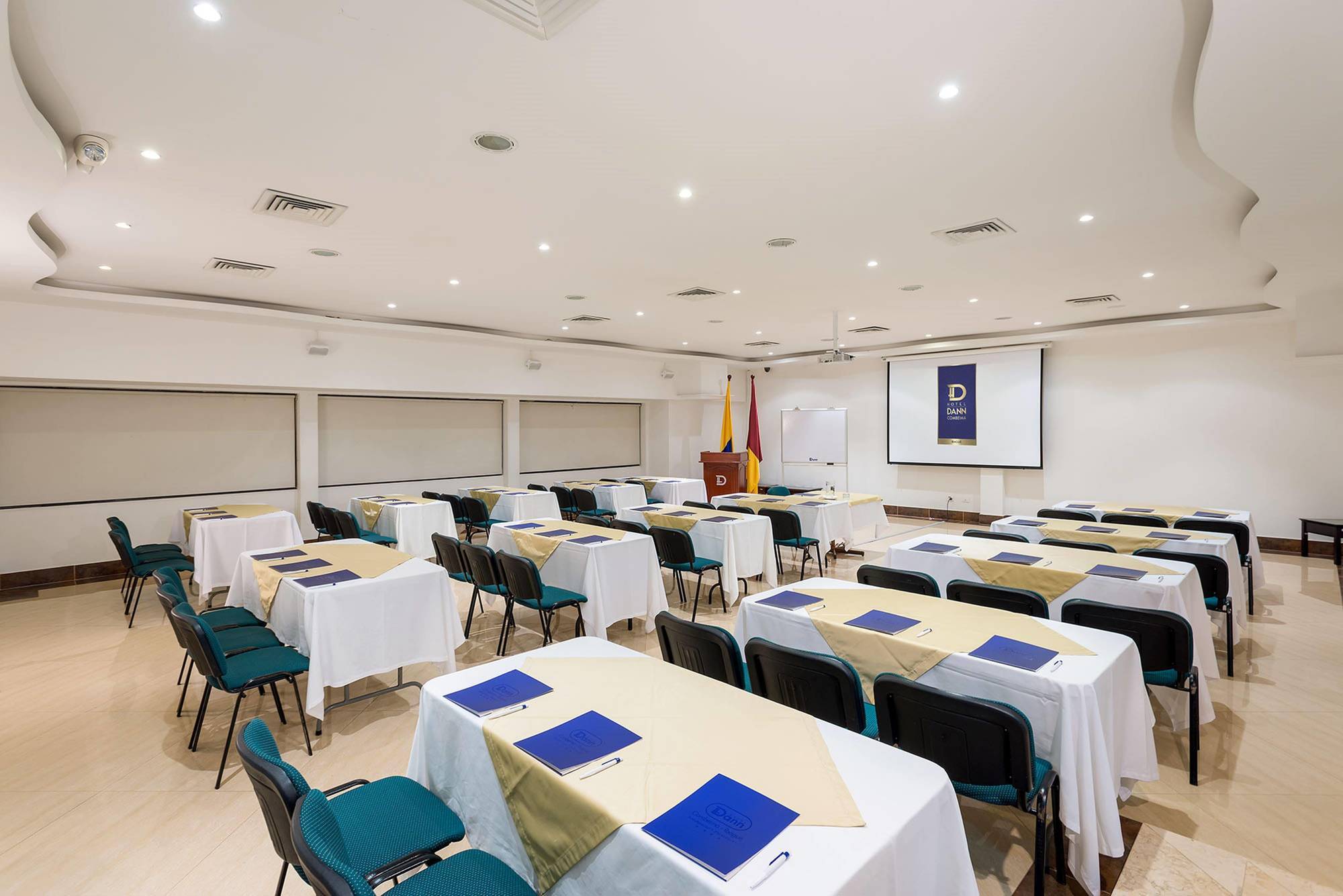 Hotel Dann Combeima Ibagué エクステリア 写真