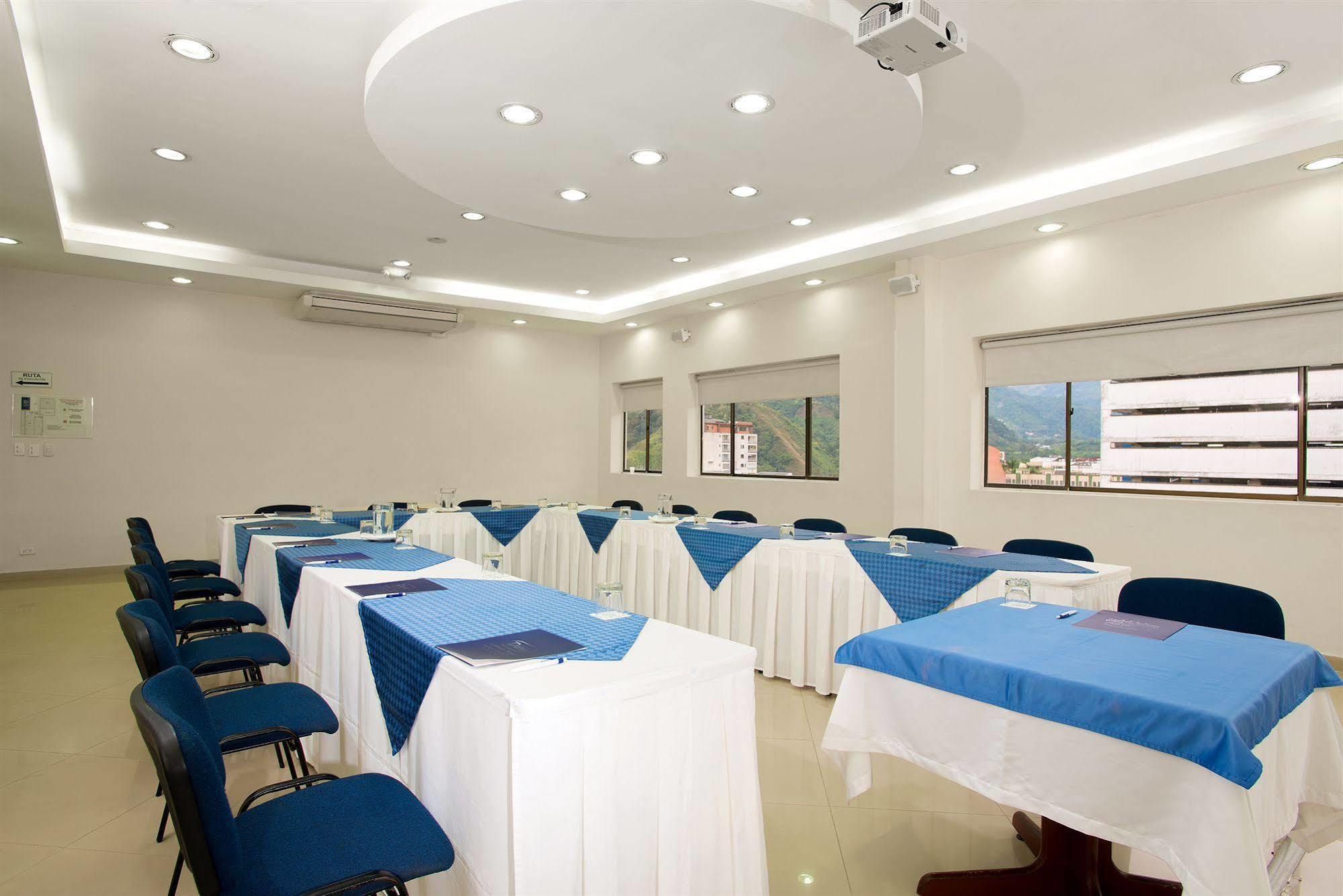 Hotel Dann Combeima Ibagué エクステリア 写真